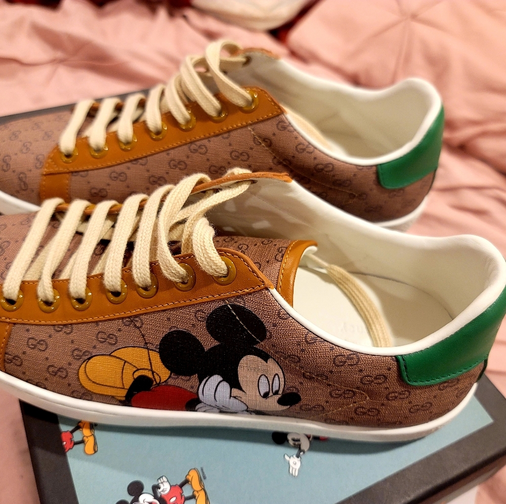Gucci sneakers women
